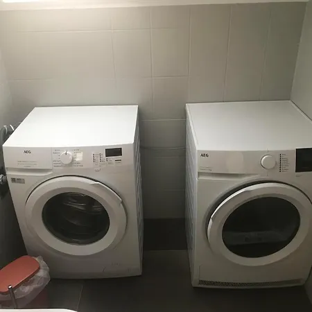 Thiele Apartment *